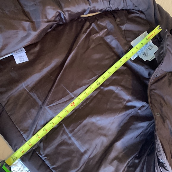 Eddie Bauer premium goose down puffer vest. - Picture 14 of 14